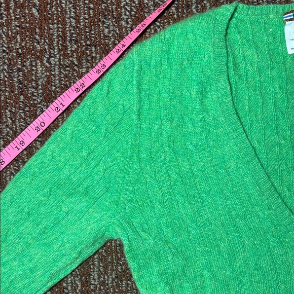 J. Crew Vibrant Green Women's cashmere Sweater soft long sleeve cable knit small - Picture 3 of 10